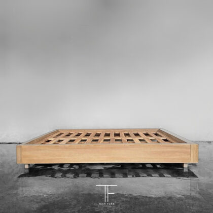 Tempat Tidur Aileen