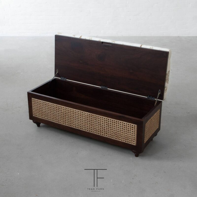 Merle Benches - Image 6