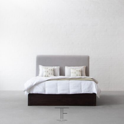 Tempat Tidur Julio