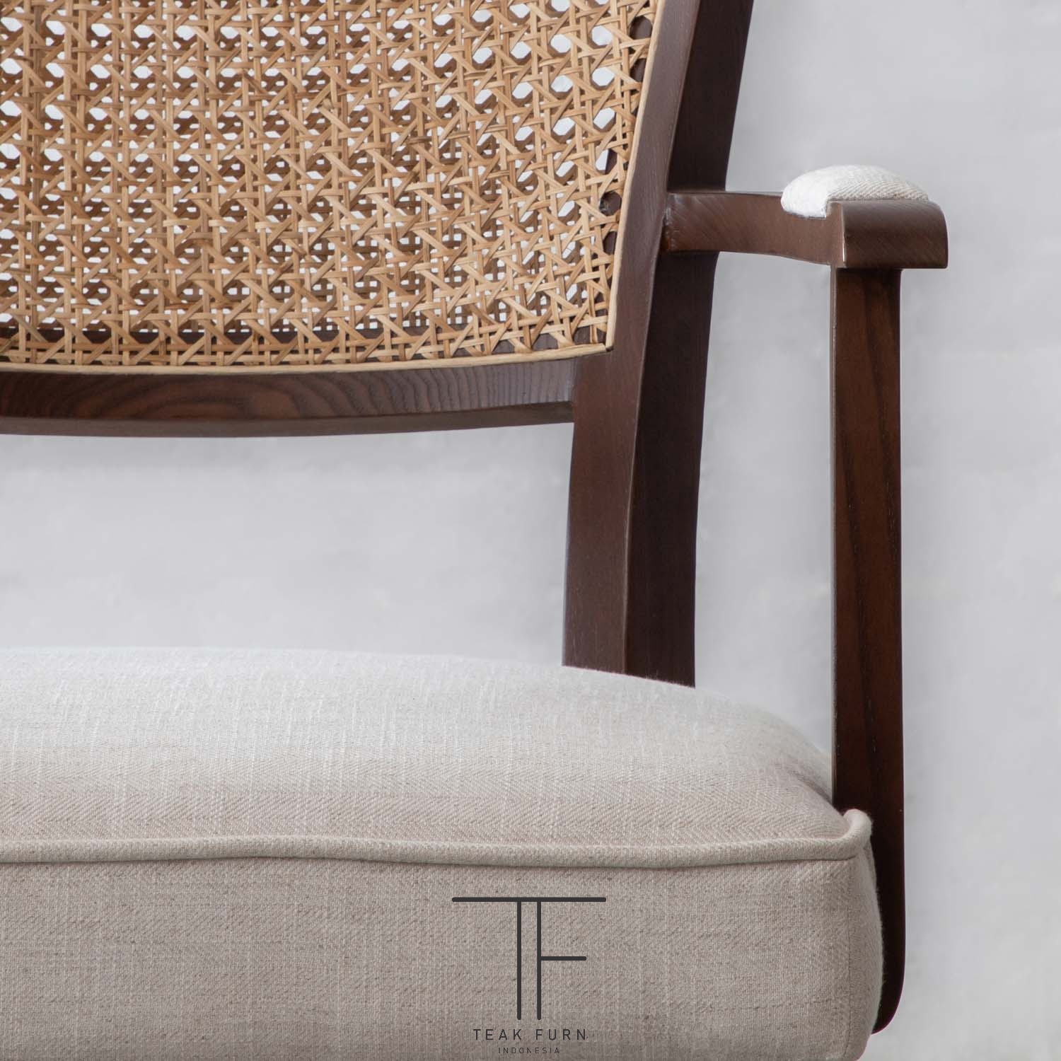 Kursi Makan Rattan With Arm - Image 5