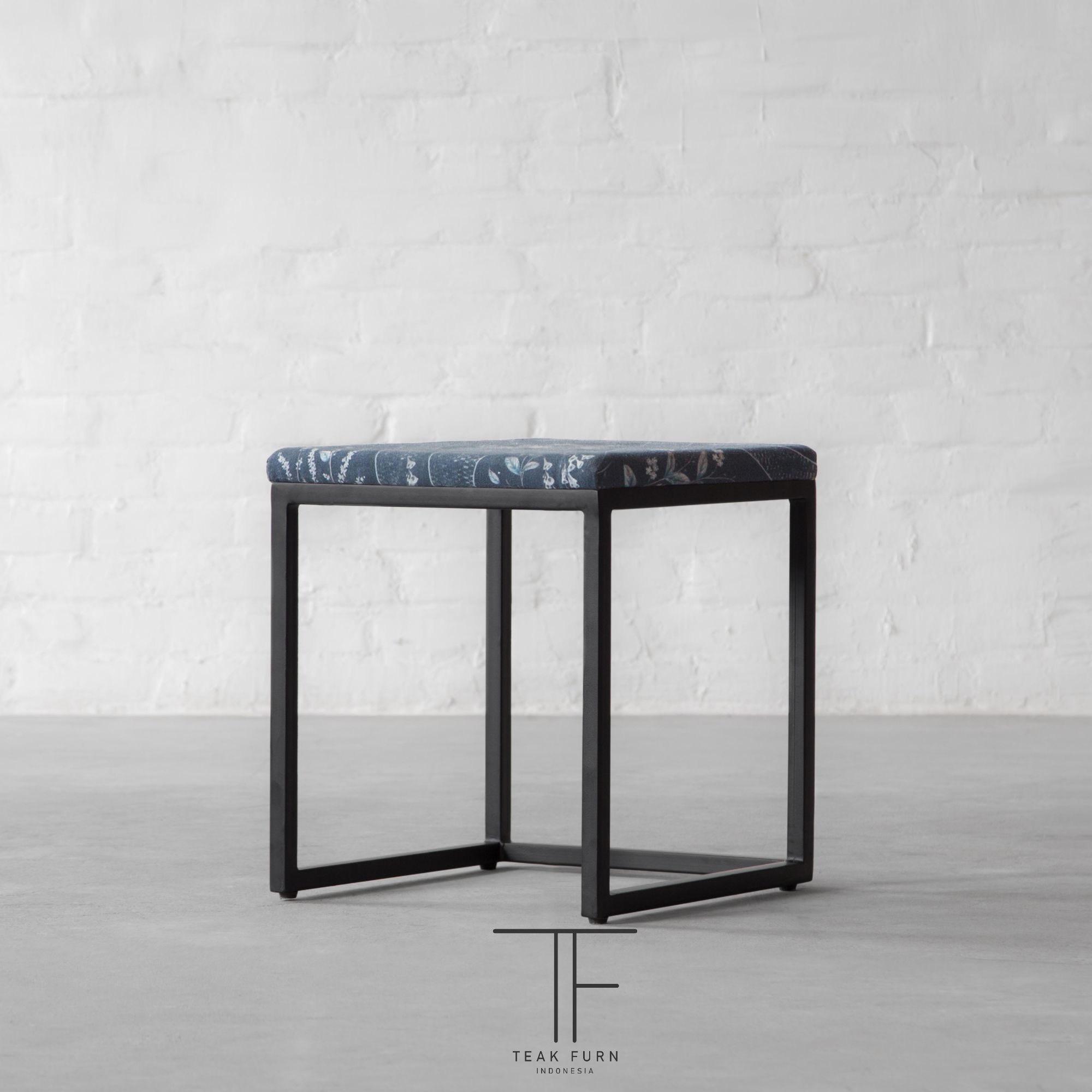 Meja Floyd - Image 2