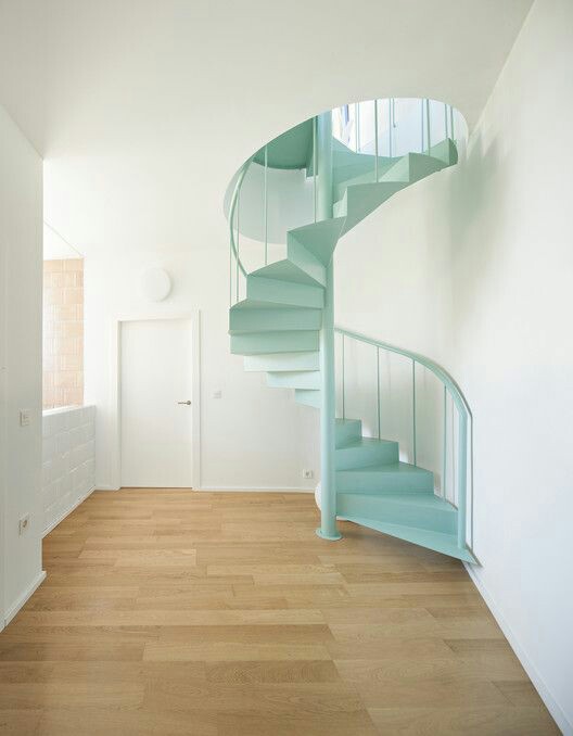 5 Desain Tangga Cantik ini Bikin Rumah Makin Estetik