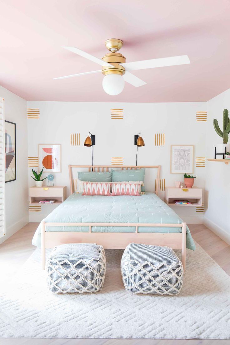 5 Kamar Tidur Shabby Chic Bagi Pecinta Warna Colorful