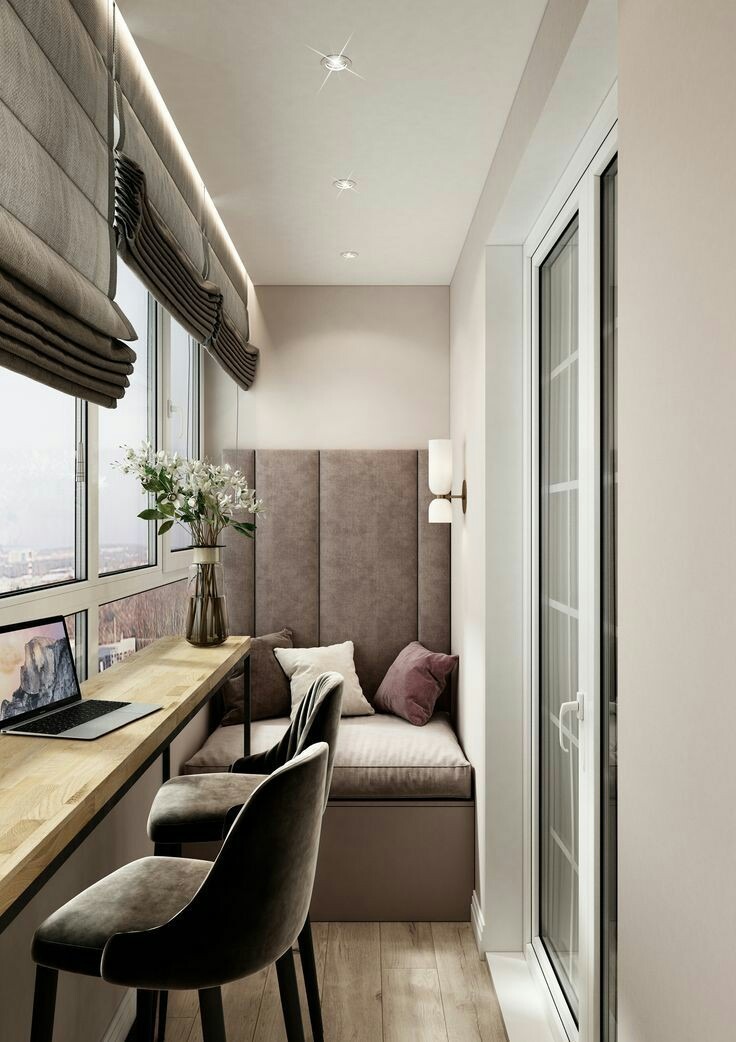 5 Desain Ruang Belajar Dekat Jendela yang Cozy Banget