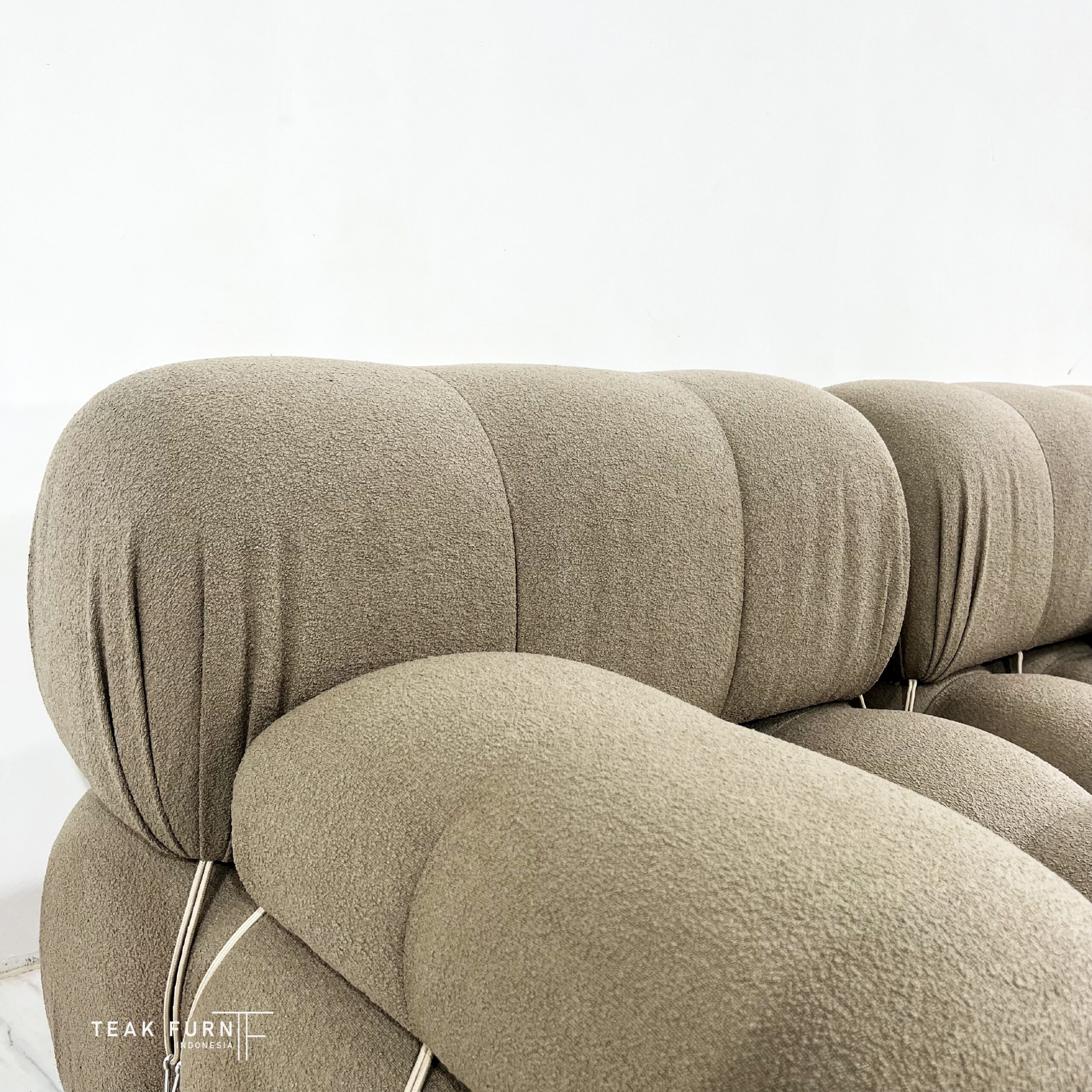 Sofa Georgy 2 Seater dan Ottoman