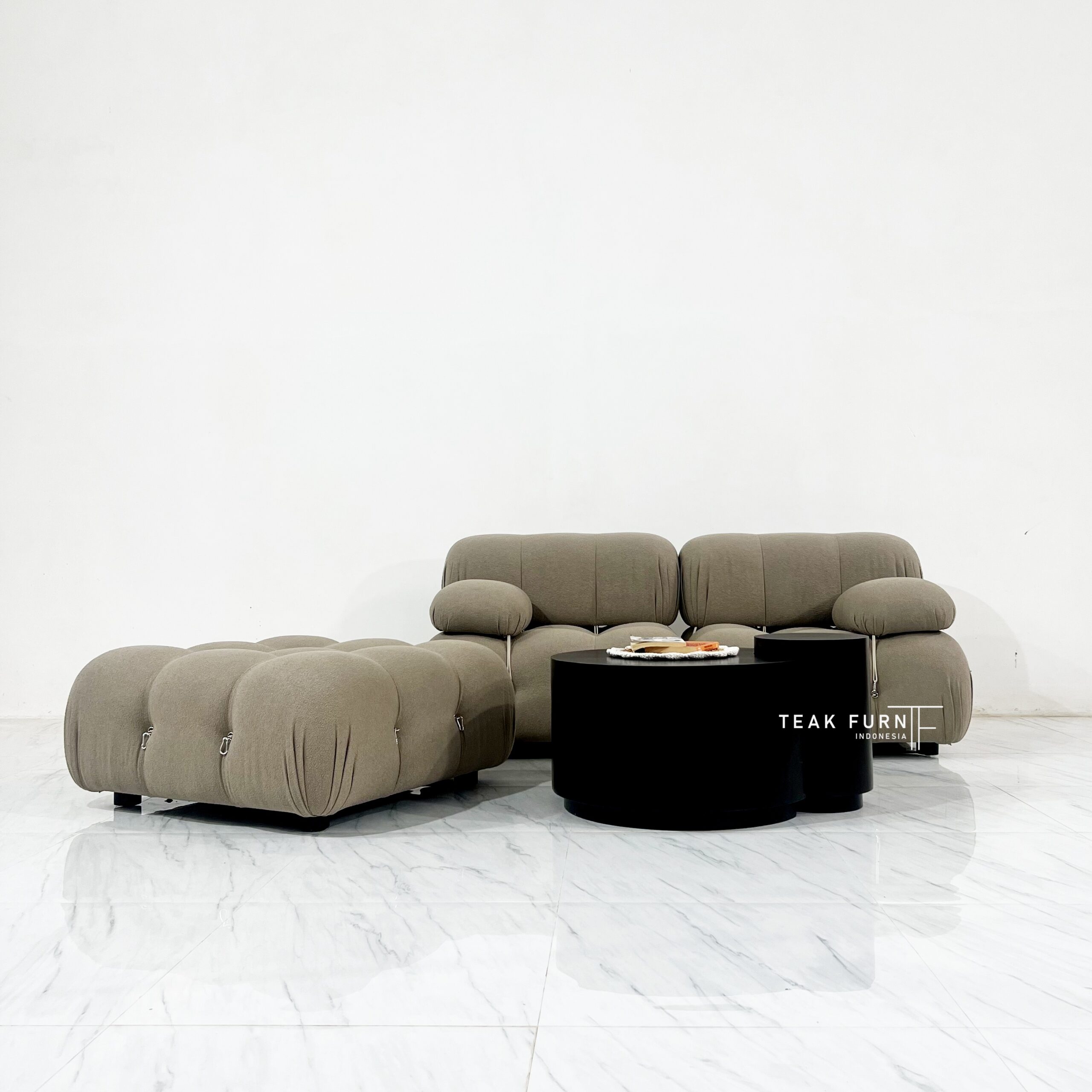 Sofa Georgy 2 Seater dan Ottoman