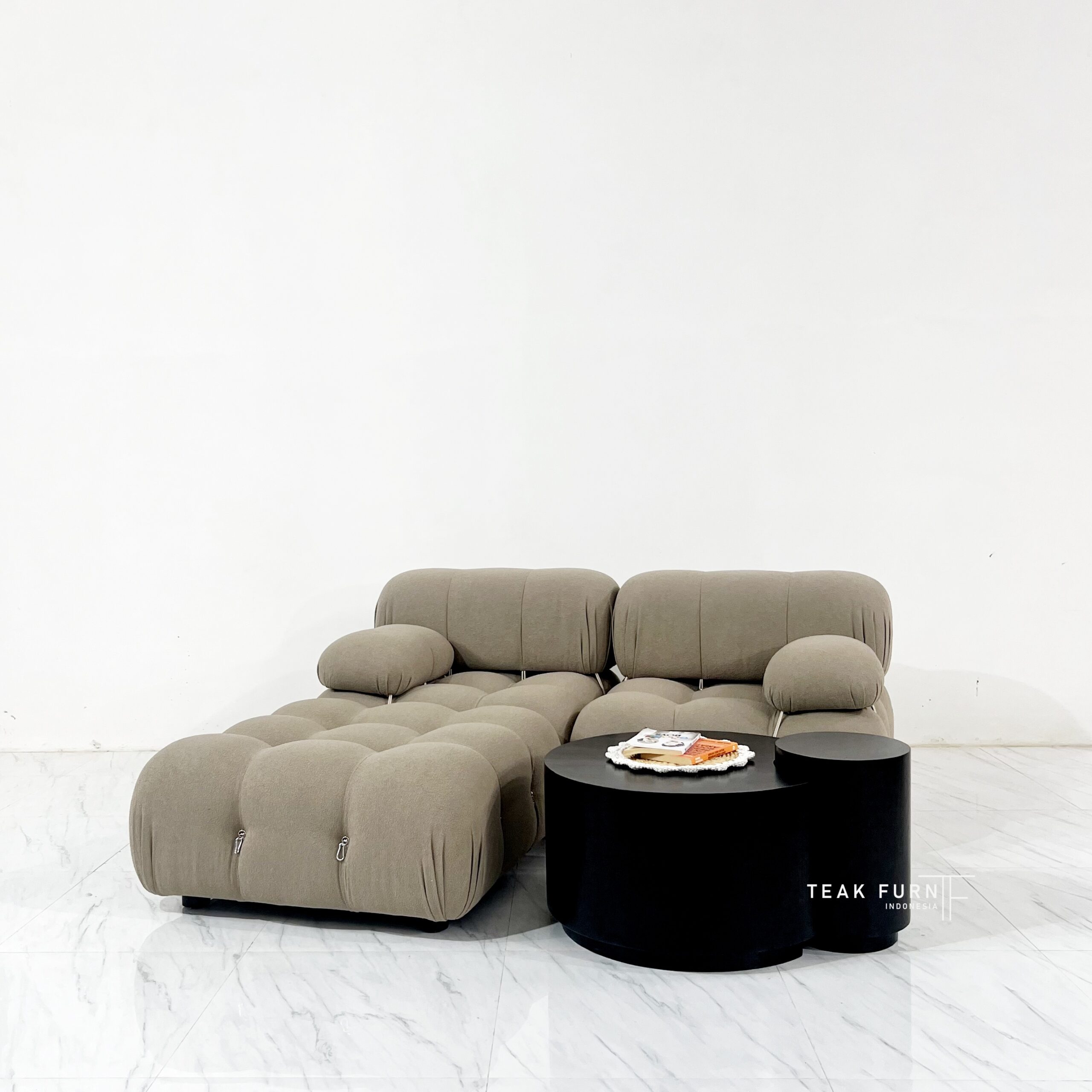 Sofa Georgy 2 Seater dan Ottoman