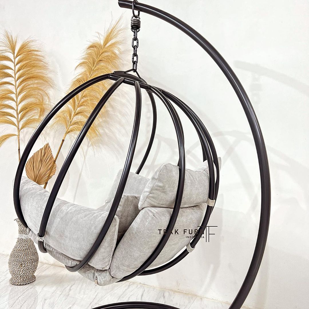 Elda Hanging Chair