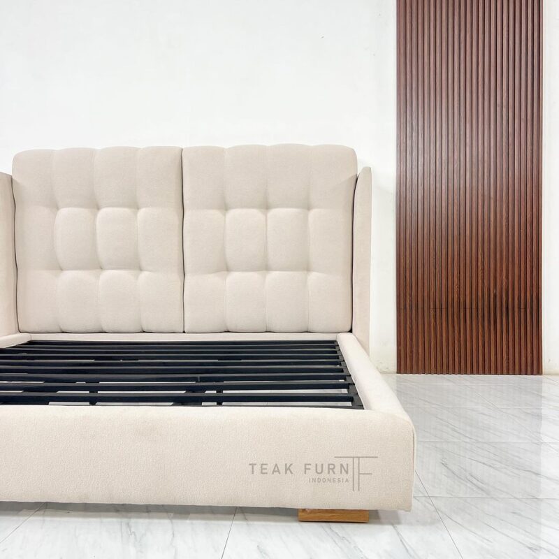 Tempat Tidur Geraldine
