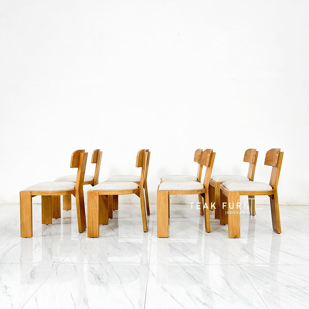 Erine Chair