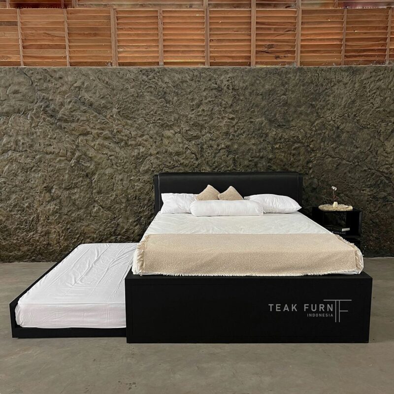 Tempat Tidur Garry