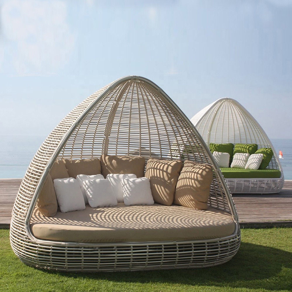 7 Stunning Outdoor Furniture Choices from Jepara: Transform Your Garden and Patio Into A Stylish Oasis