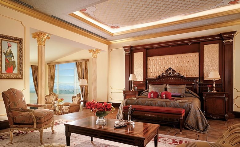 6 Reason Why Jepara Furniture is The Perfect Choice for Hotels and Commercial Spaces