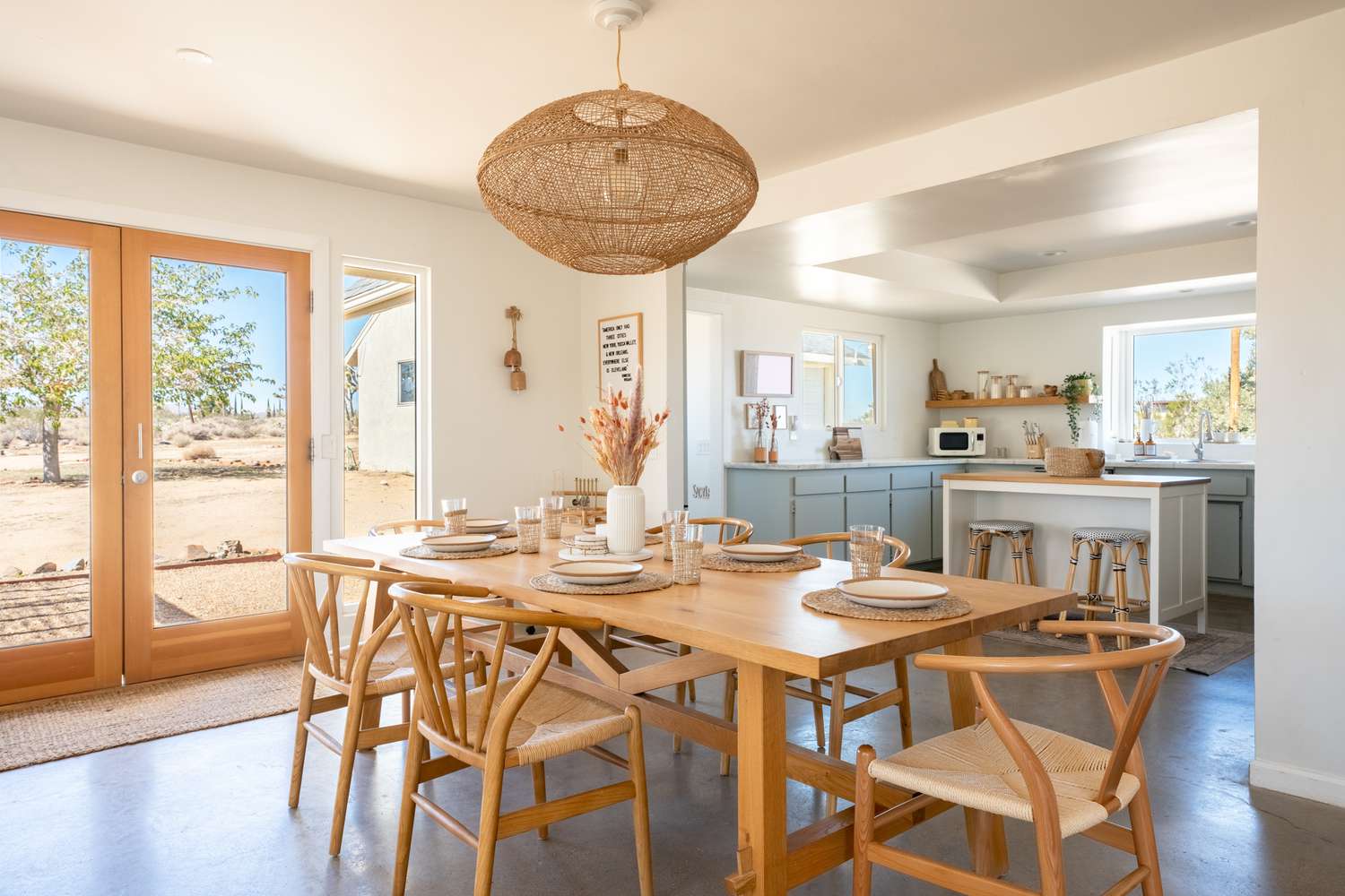 Teak Furniture in Scandinavian Design: Simple Yet Elegant